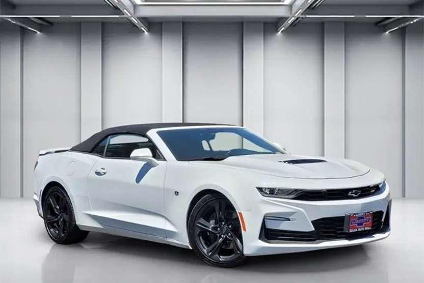 2020 Chevrolet Camaro 2SS photo 1