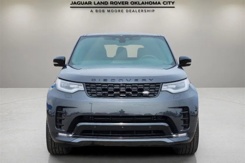 2025 Land Rover Discovery SE photo 1