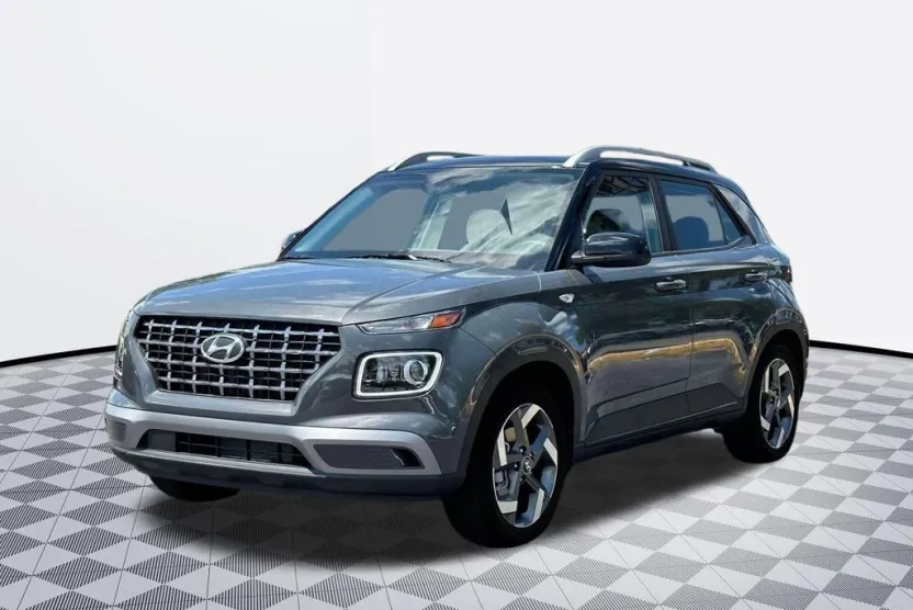 2025 Hyundai Venue Limited photo 1