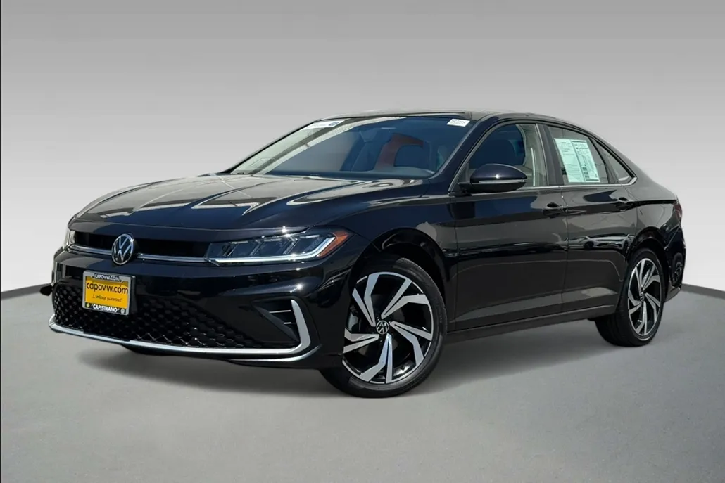 2025 Volkswagen Jetta 1.5T SEL photo 1