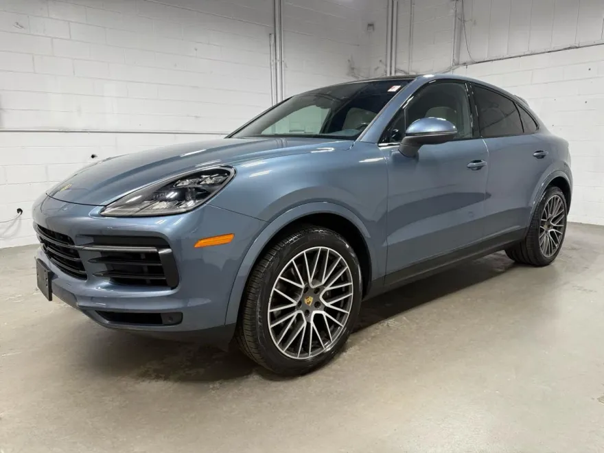2020 Porsche Cayenne Coupe photo 1