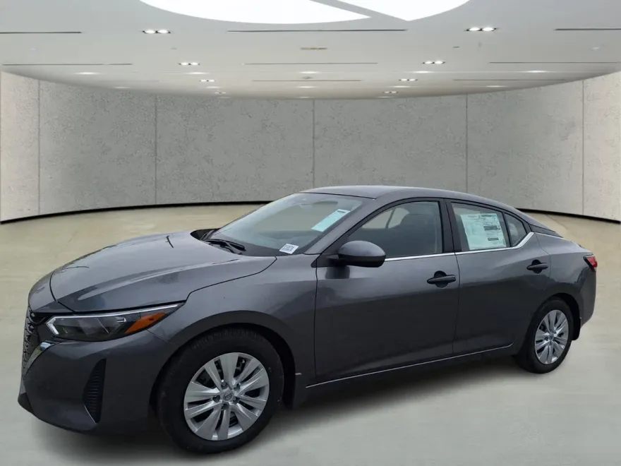 2025 Nissan Sentra S photo 1