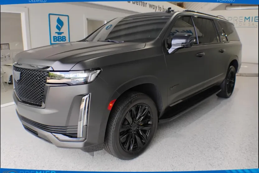 2024 Cadillac Escalade ESV Sport photo 1