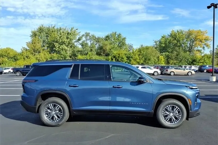 2026 Chevrolet Traverse photo 1
