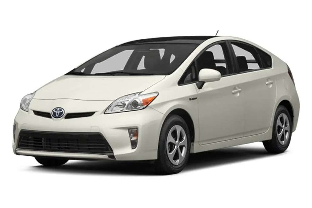 2013 Toyota Prius Two photo 1