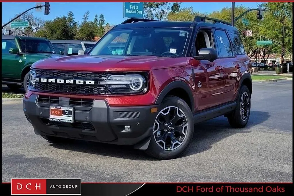 2025 Ford Bronco Sport Outer Banks photo 1