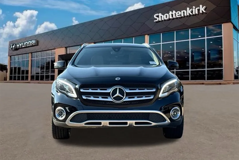 2020 Mercedes Benz GLA 250 4MATIC photo 1
