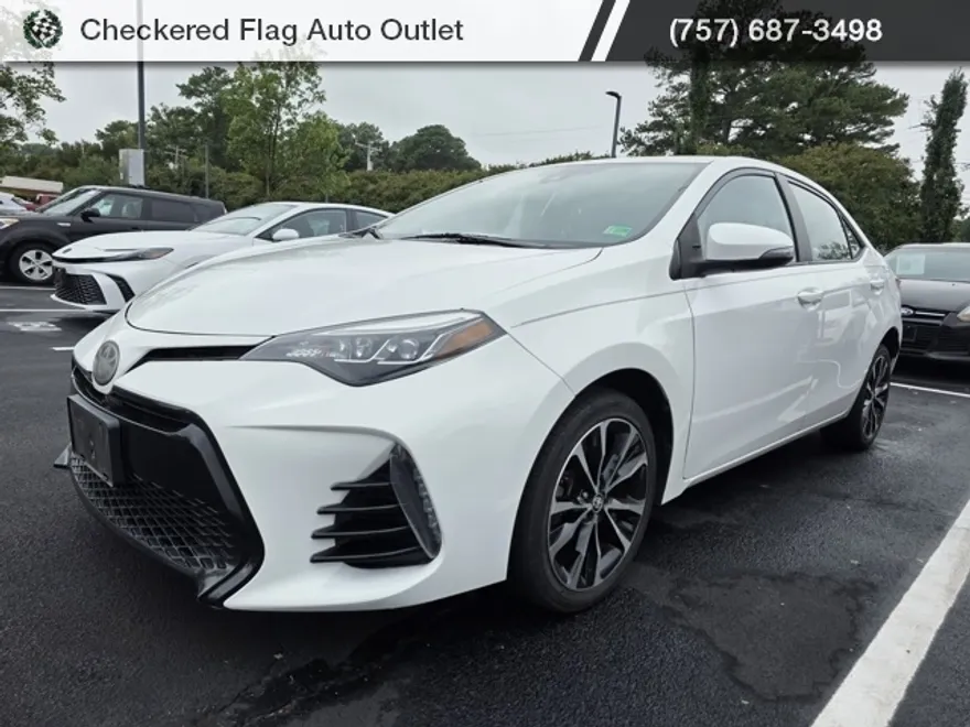 2017 Toyota Corolla L photo 1