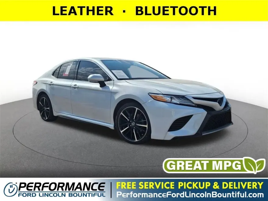 2020 Toyota Camry XSE photo 1