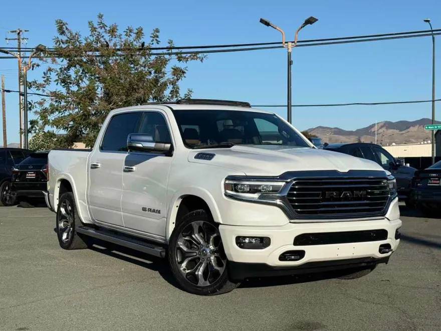 2019 Ram 1500 Longhorn photo 1