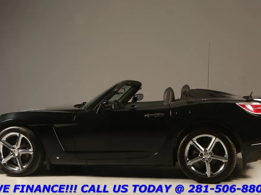 2007 Saturn Sky Convertible photo 1