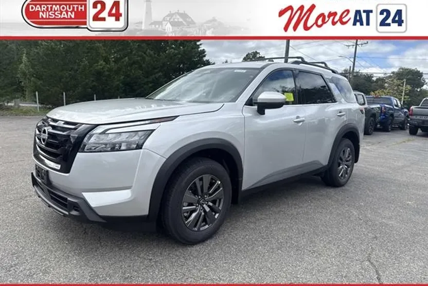2025 Nissan Pathfinder SV photo 1