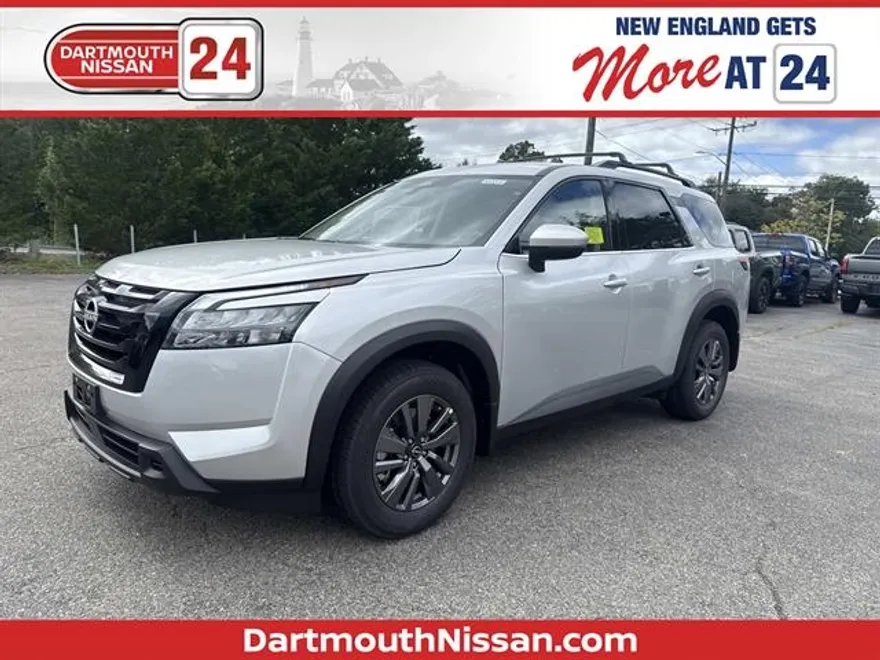 2025 Nissan Pathfinder SV photo 1