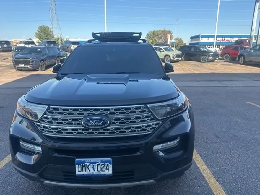 2021 Ford Explorer Limited photo 1