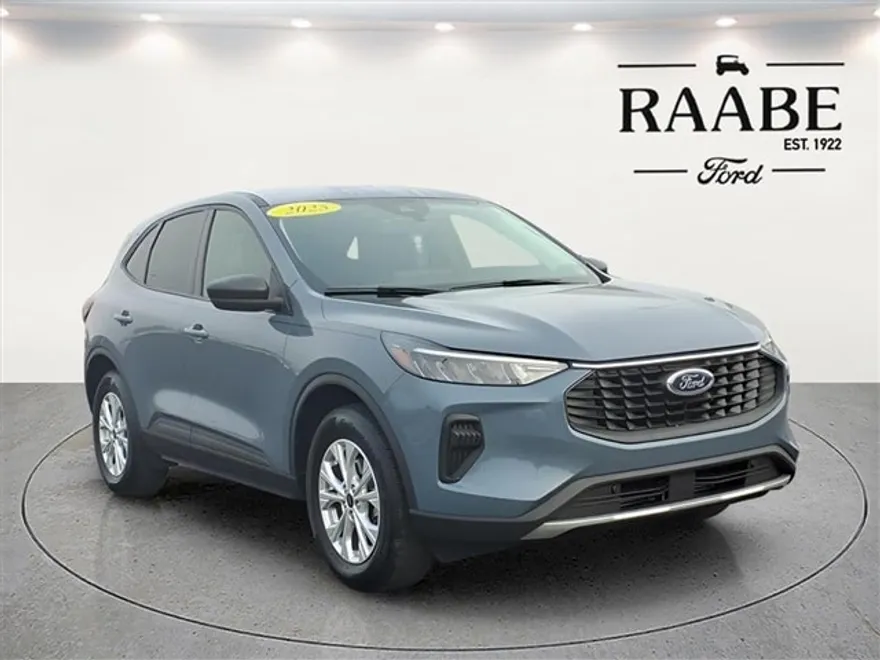 2025 Ford Escape Active photo 1