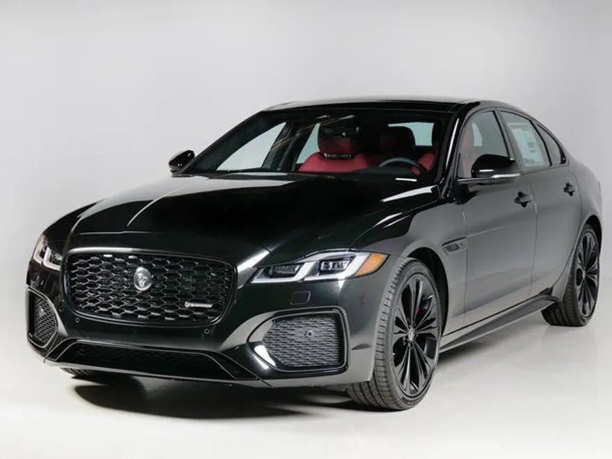 2024 Jaguar XF R-Dynamic SE photo 1