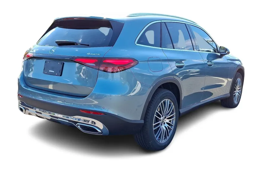 2026 Mercedes Benz GLC 300 4MATIC photo 1