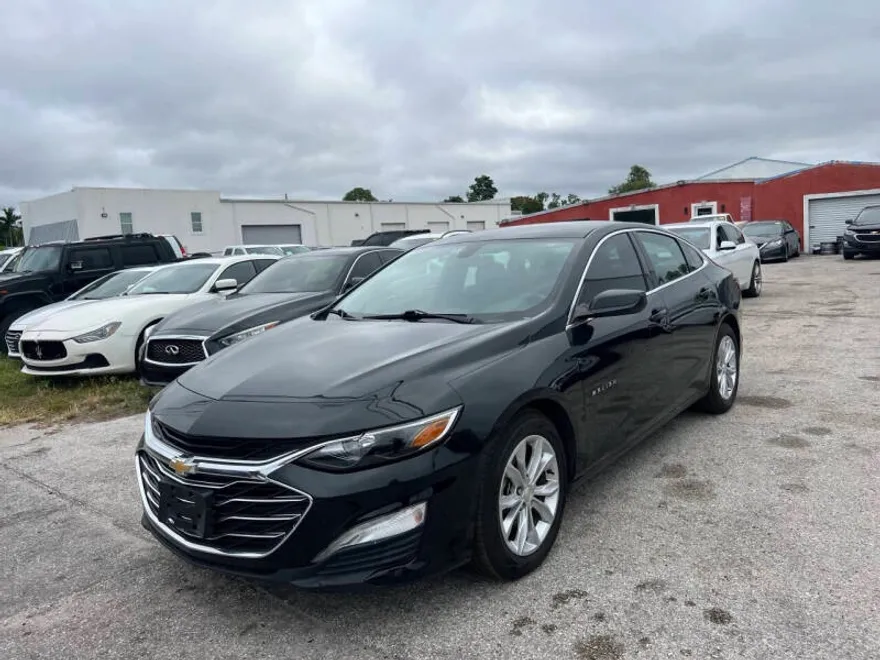 2022 Chevrolet Malibu 1LT photo 1
