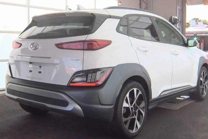 2023 Hyundai Kona Limited photo 1