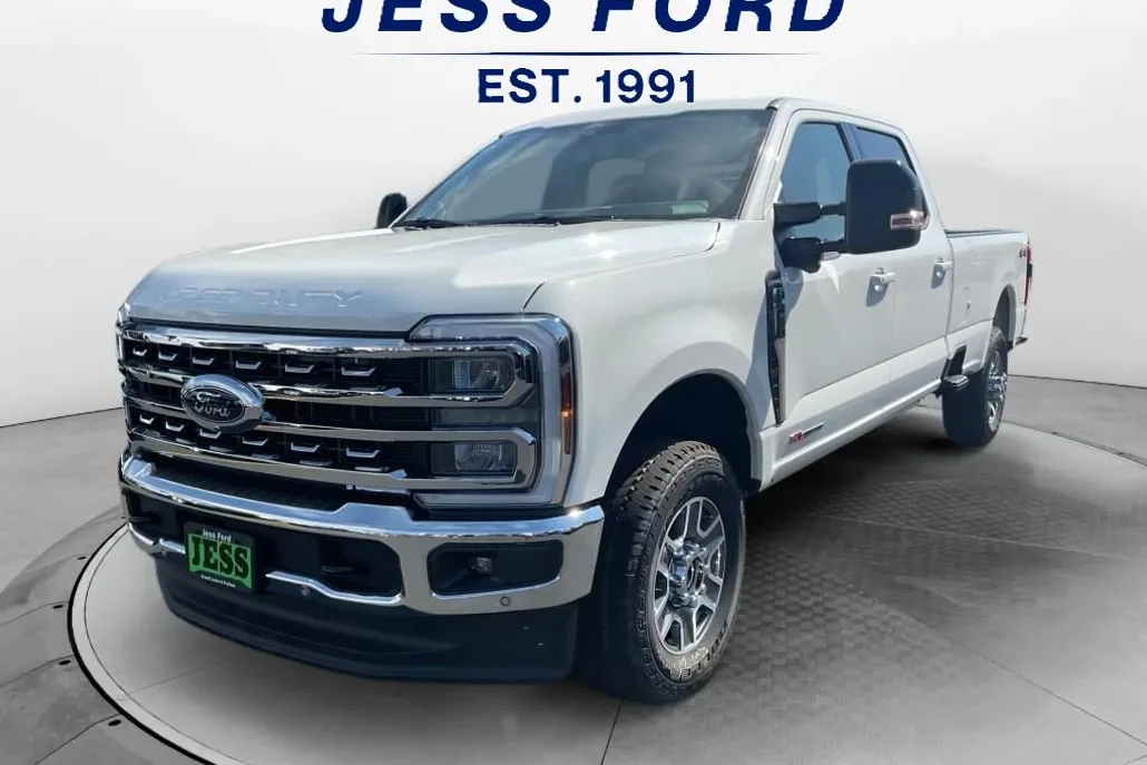 2025 Ford F-350 Lariat photo 1