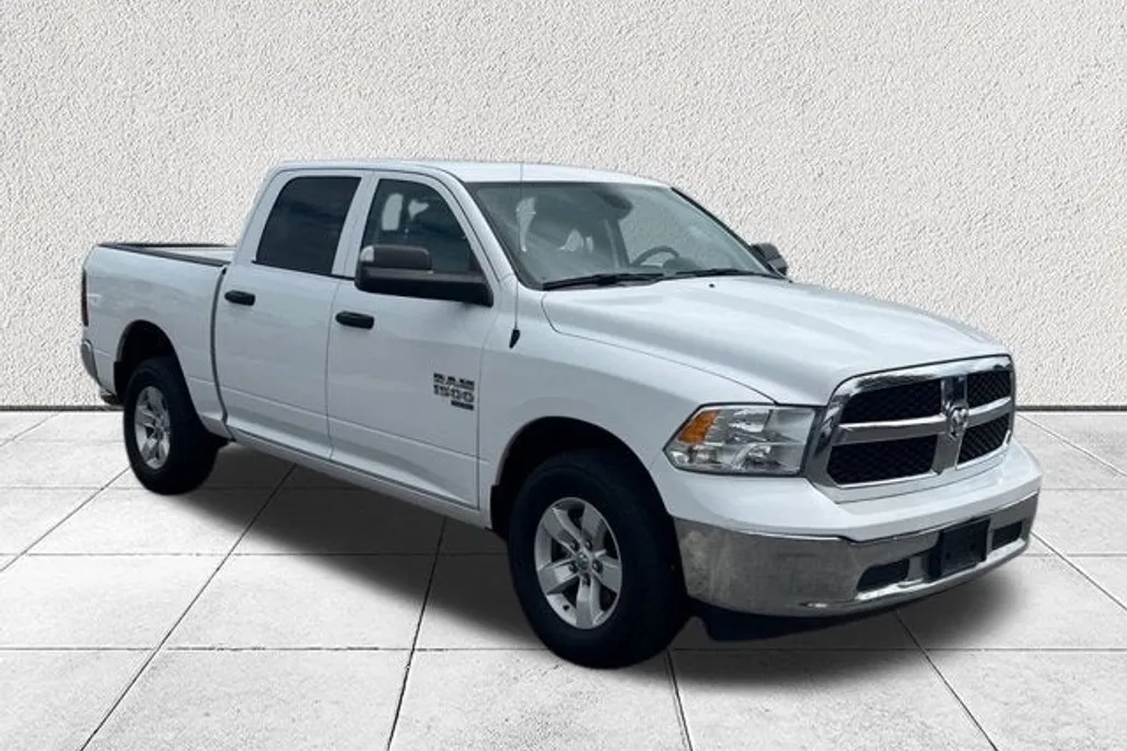 2023 Ram 1500 Classic SLT photo 1