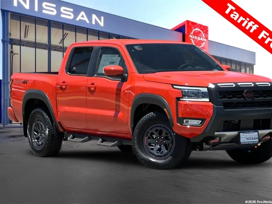 2025 Nissan Frontier PRO-4X photo 1