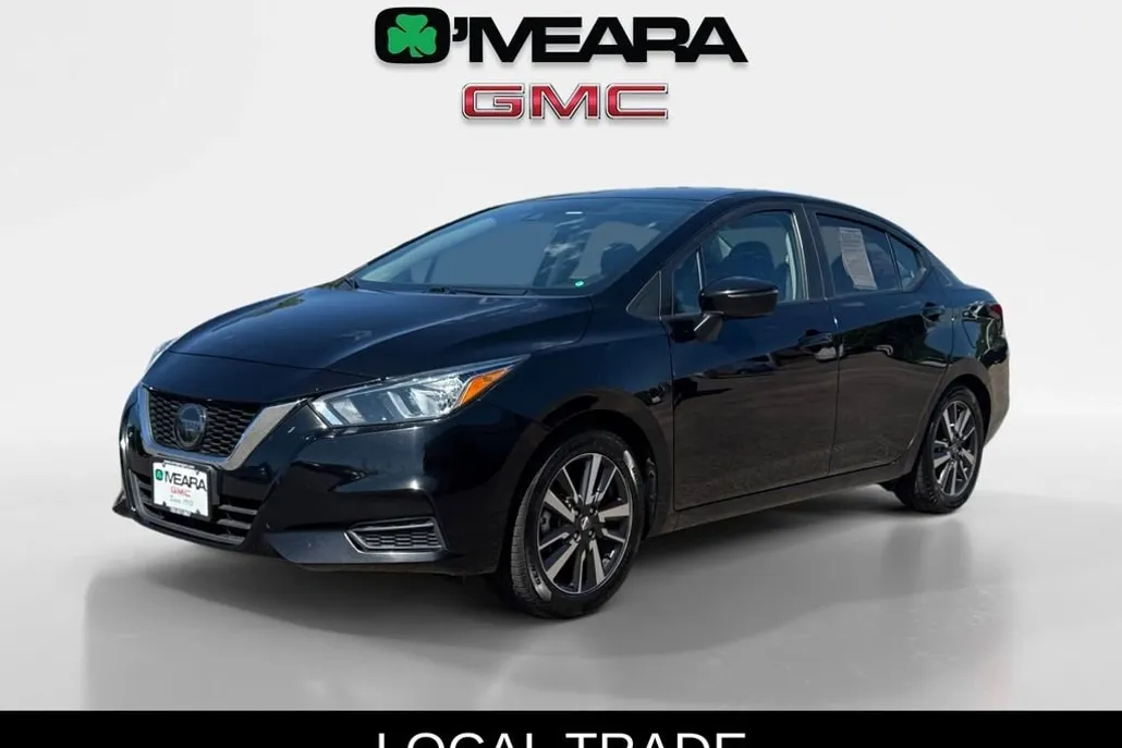 2021 Nissan Versa SV photo 1