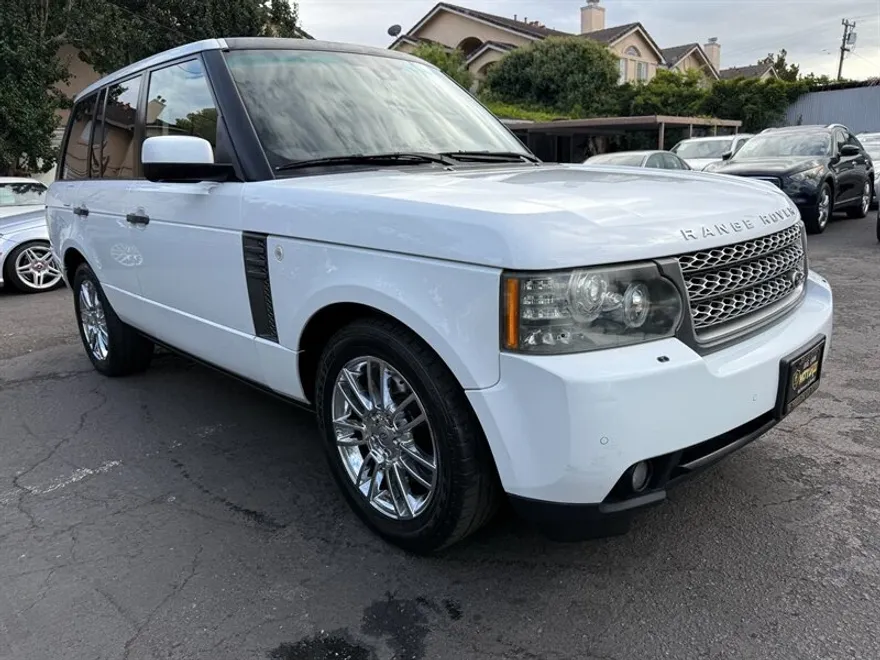 2011 Land Rover Range Rover HSE photo 1