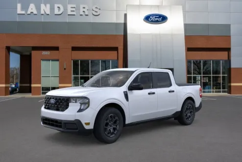 2025 Ford Maverick XLT photo 1