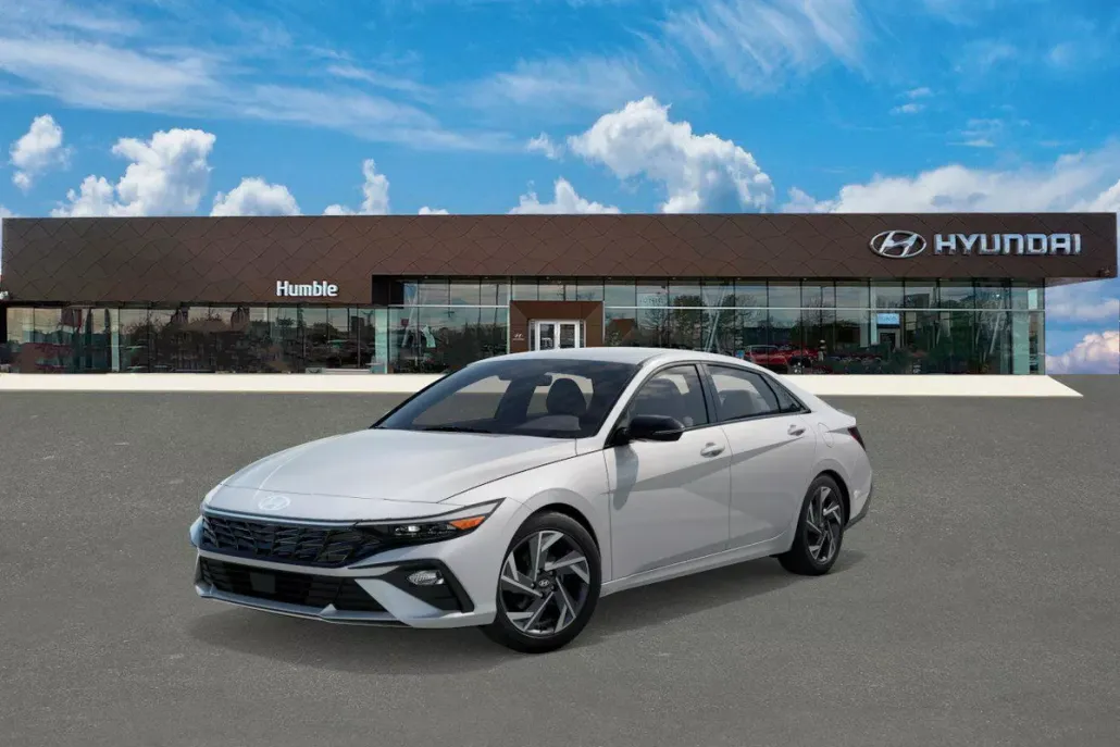 2025 Hyundai Elantra SEL Sport photo 1