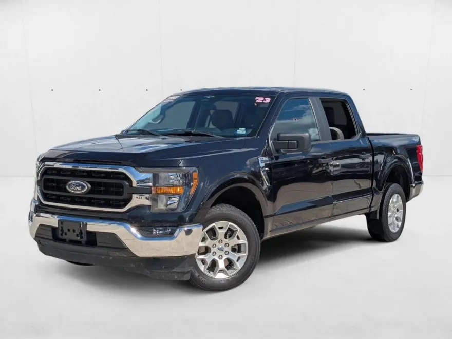 2023 Ford F-150 XLT photo 1