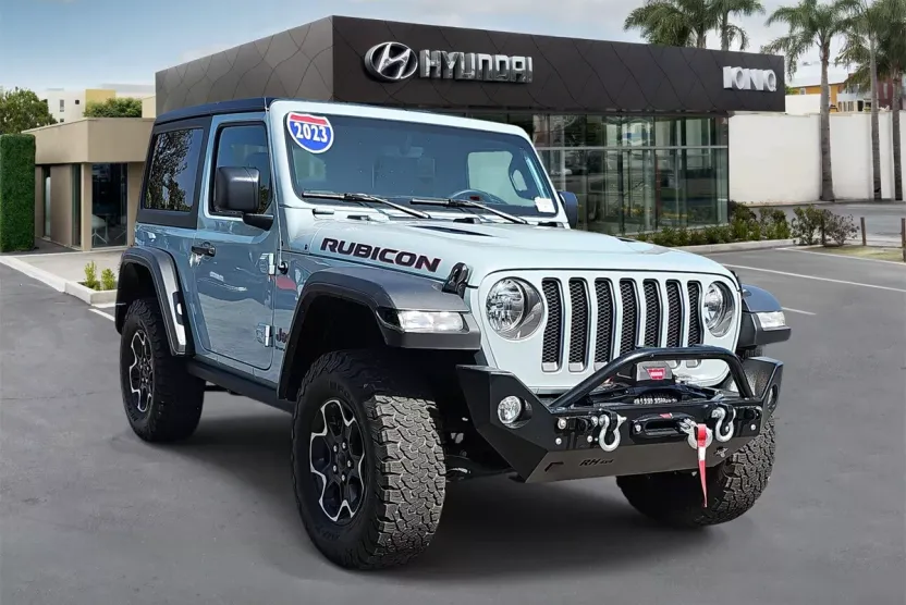 2023 Jeep Wrangler Rubicon photo 1