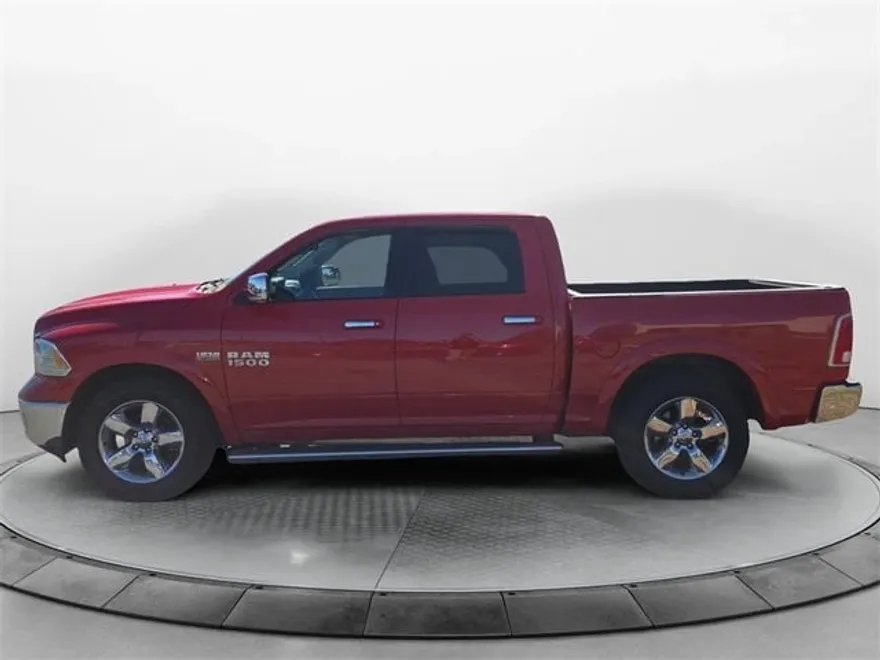 2017 Ram 1500 Laramie photo 1