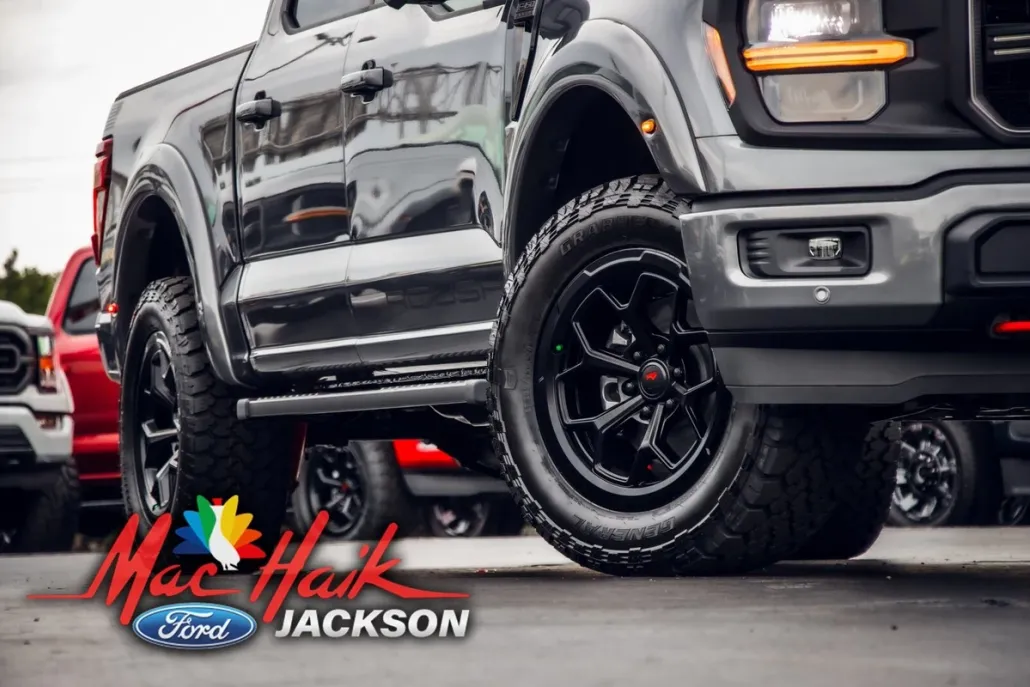 2024 Ford F-150 XLT photo 1