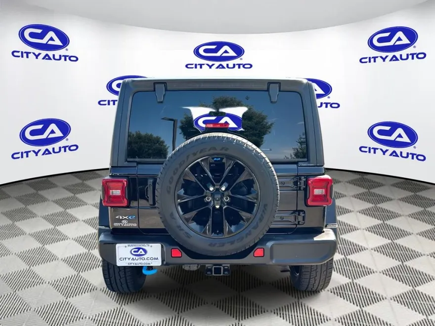 2023 Jeep Wrangler 4xe Sahara photo 1