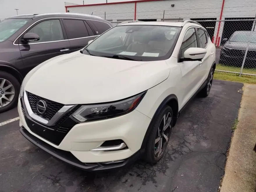 2021 Nissan Rogue Sport SL photo 1
