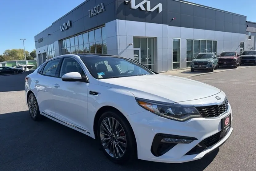 2019 Kia Optima SX photo 1