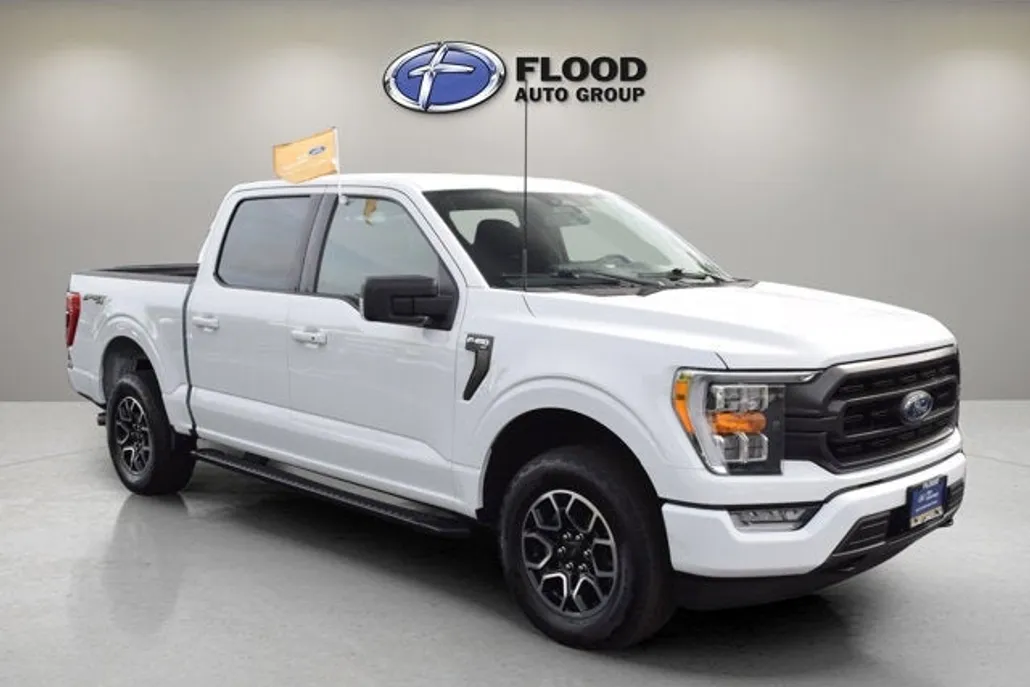 2023 Ford F-150 XLT photo 1