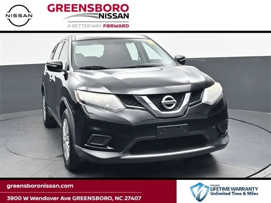 2015 Nissan Rogue S photo 1