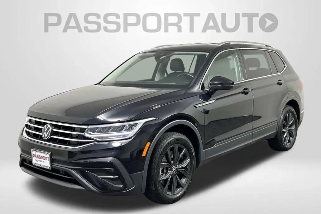 2024 Volkswagen Tiguan SE Wolfsburg Edition photo 1
