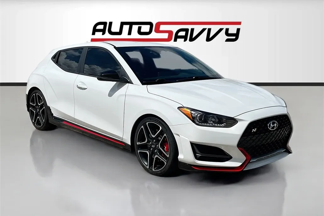 2021 Hyundai Veloster N photo 1