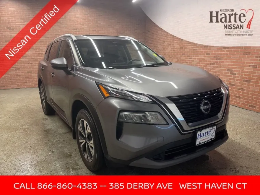 2022 Nissan Rogue SV photo 1