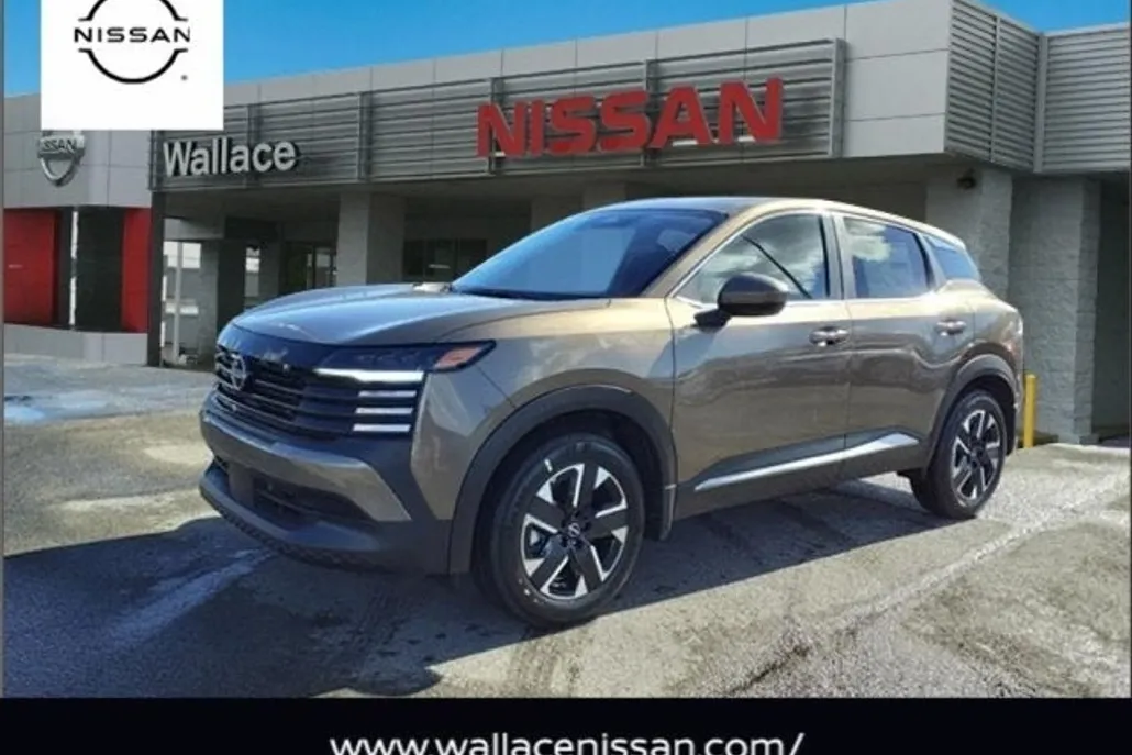 2025 Nissan Kicks SV photo 1