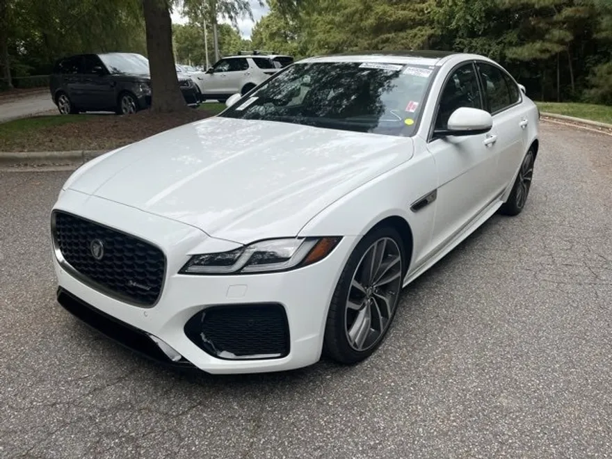 2024 Jaguar XF P250 R-Dynamic SE photo 1