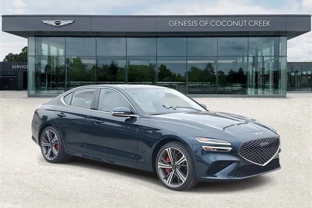 2025 Genesis G70 2.5T photo 1