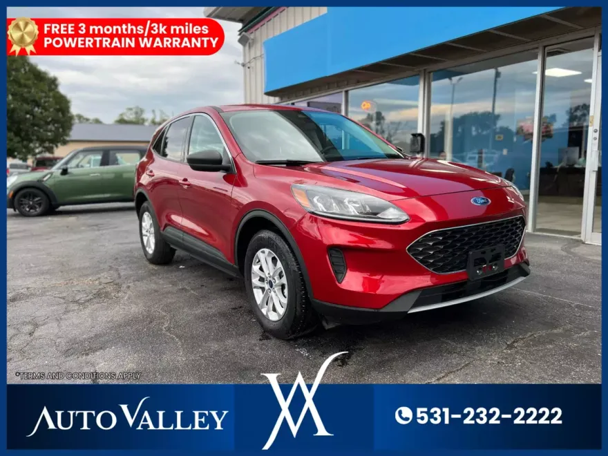2022 Ford Escape SE Sport photo 1