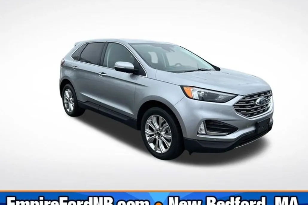 2024 Ford Edge Titanium photo 1