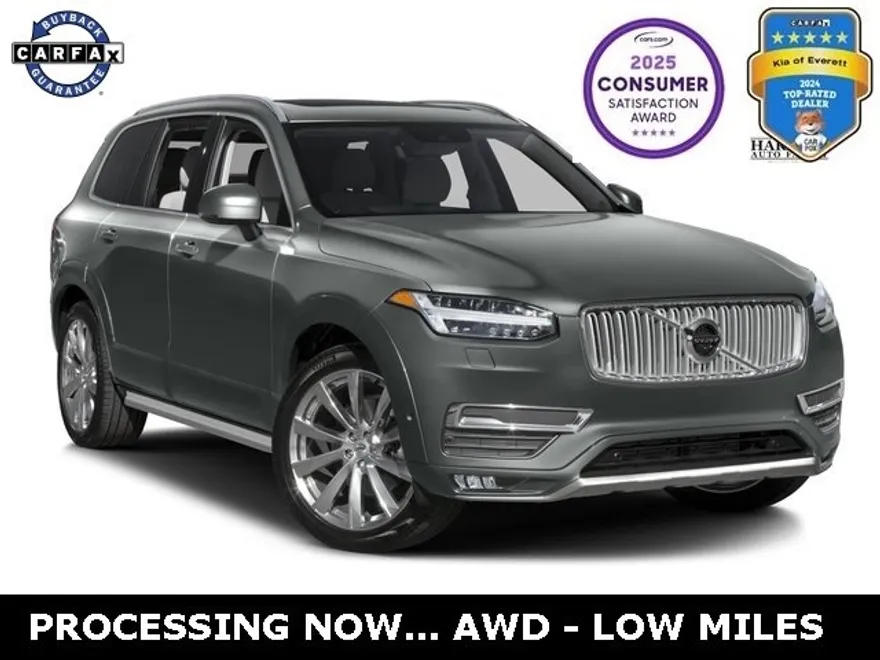 2016 Volvo XC90 T6 Momentum photo 1