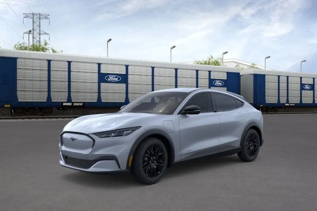 2025 Ford Mustang Mach-E Select photo 1