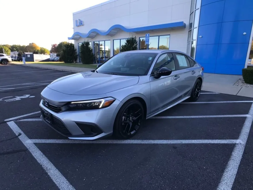 2024 Honda Civic Sport photo 1